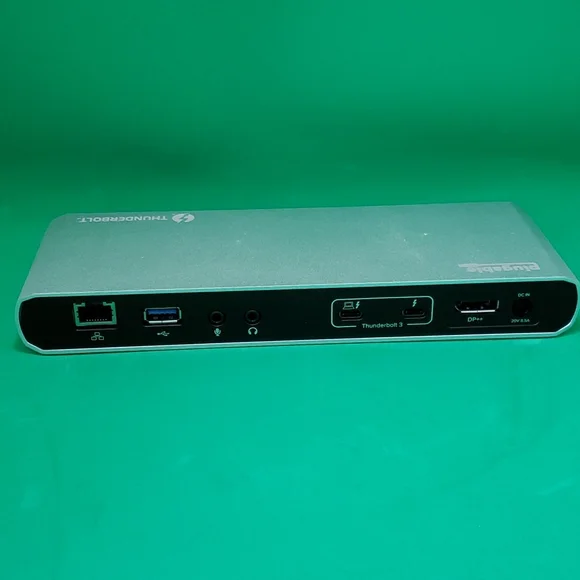 Plugable Thunderbolt 3 Docking Station DisplayPort or HDMI - Picture 5 of 10